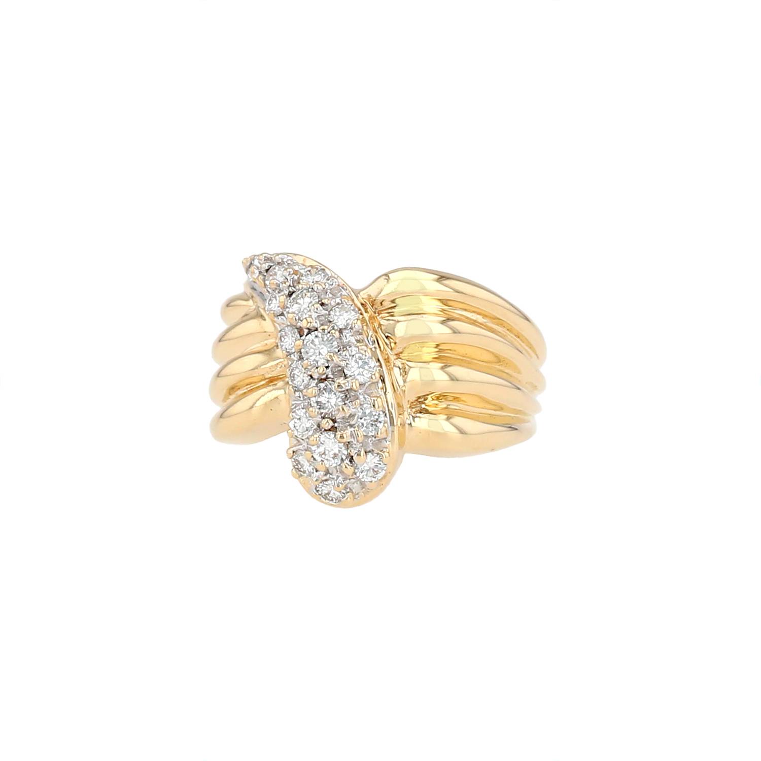 Bague Vintage  en or jaune et diamants - 00pp