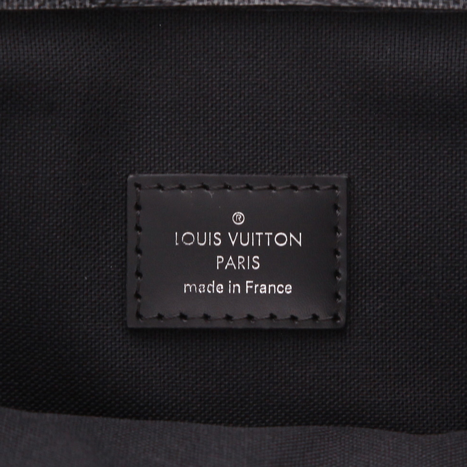 Shopping bag Louis Vuitton  Tadao in tela a scacchi grigio Graphite e pelle nera - Detail D2