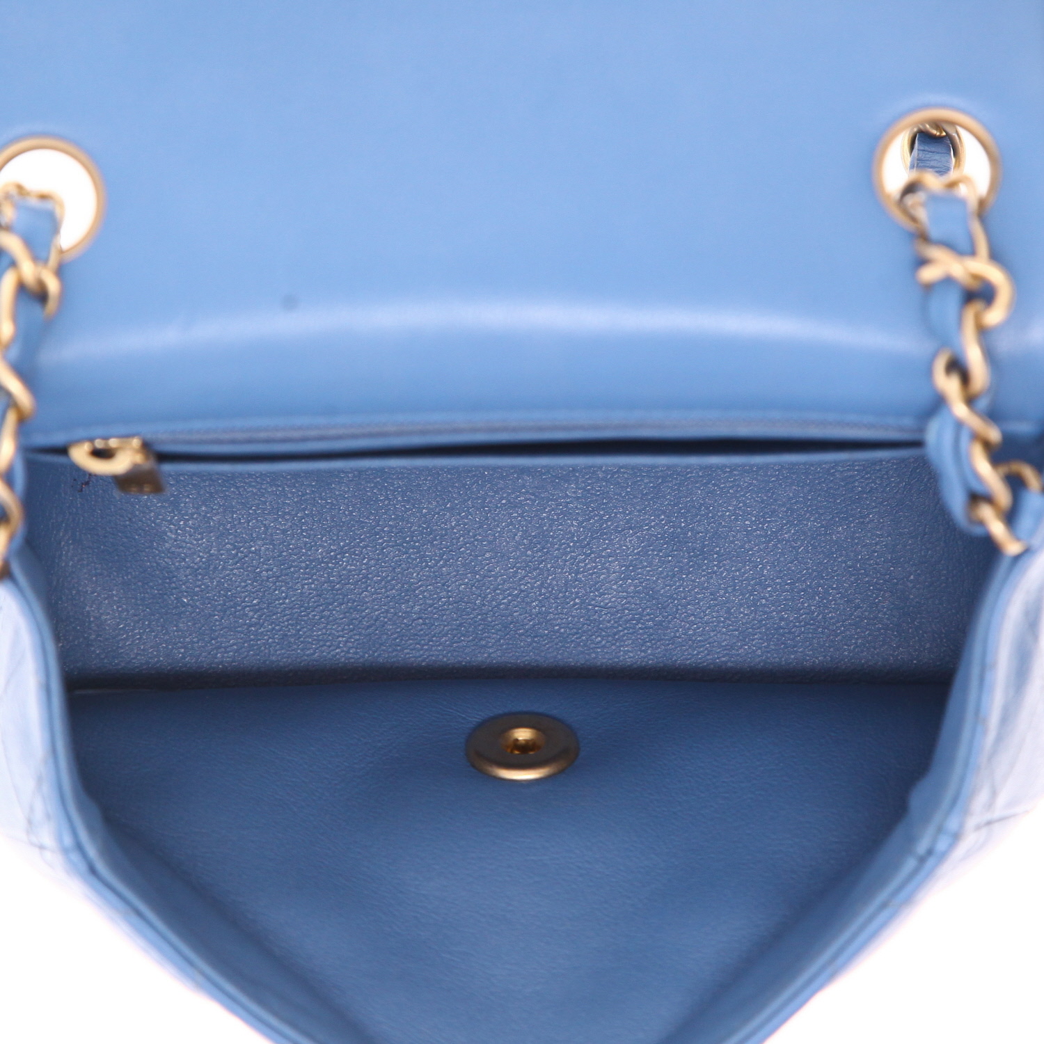 Chanel  Timeless Mini shoulder bag  in blue quilted leather - Detail D3