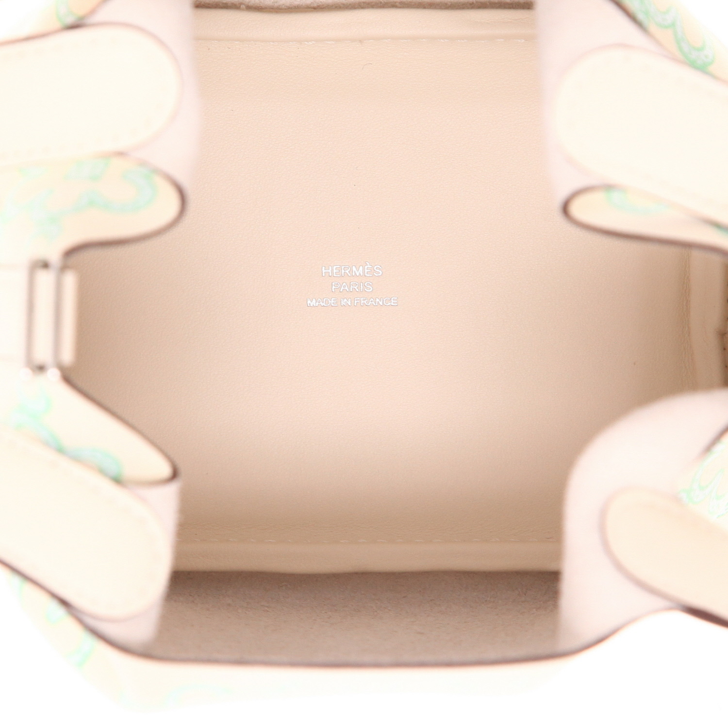 Bolso de mano Hermès Picotin Lock en cuero swift Nata y verde - Detail D3