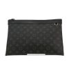 Bolsito de mano Louis Vuitton   en lona Monogram gris Graphite y cuero negro - 360 thumbnail