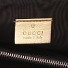 Bolso bandolera Gucci   en cuero dorado - Detail D2 thumbnail