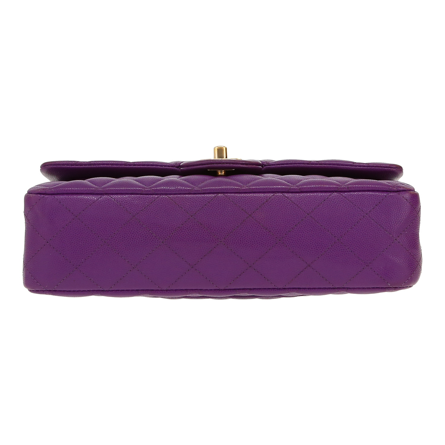 Sac à main Chanel  Timeless Classic en cuir grainé matelassé violet - Detail D1