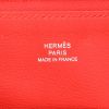 Bolsito de mano Hermès   en cuero swift rojo y rosa - Detail D2 thumbnail