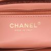 Sac à main Chanel  Mini Shopping en toile denim rose - Detail D2 thumbnail