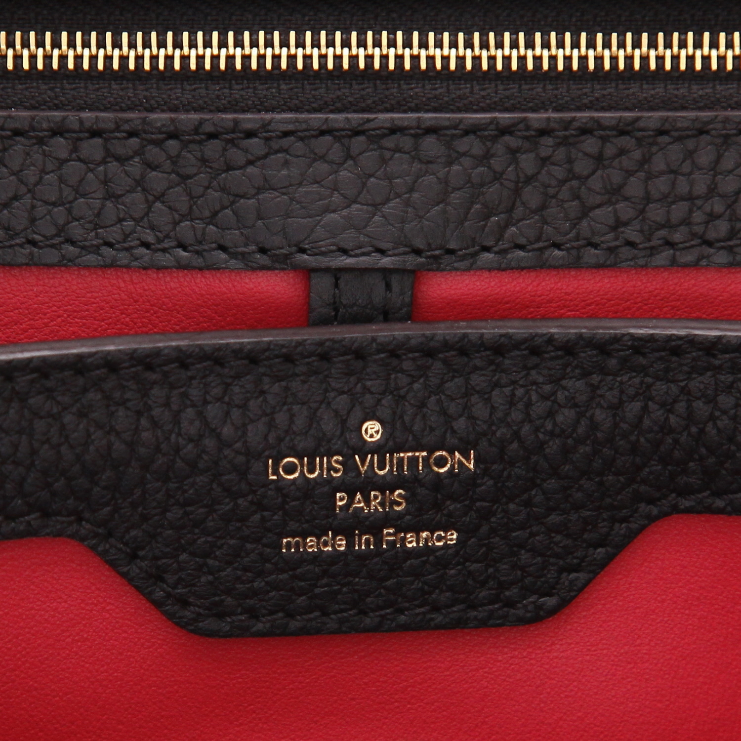 Sac à main Louis Vuitton  Capucines MM en cuir taurillon clémence noir et jonc rose - Detail D2