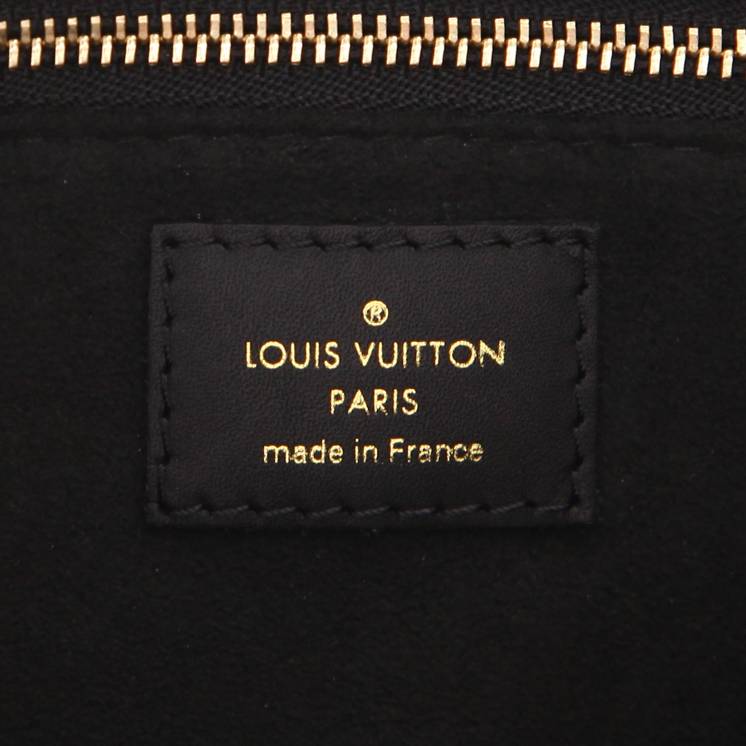 Louis Vuitton  Petite Malle Souple shoulder bag  in black empreinte monogram leather  and black leather - Detail D2