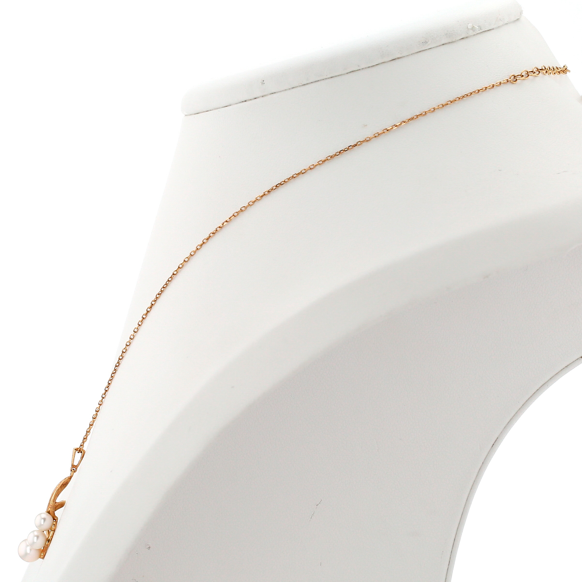 Ciondolo Mikimoto  in oro giallo e perle coltivate Akoya - Detail D3