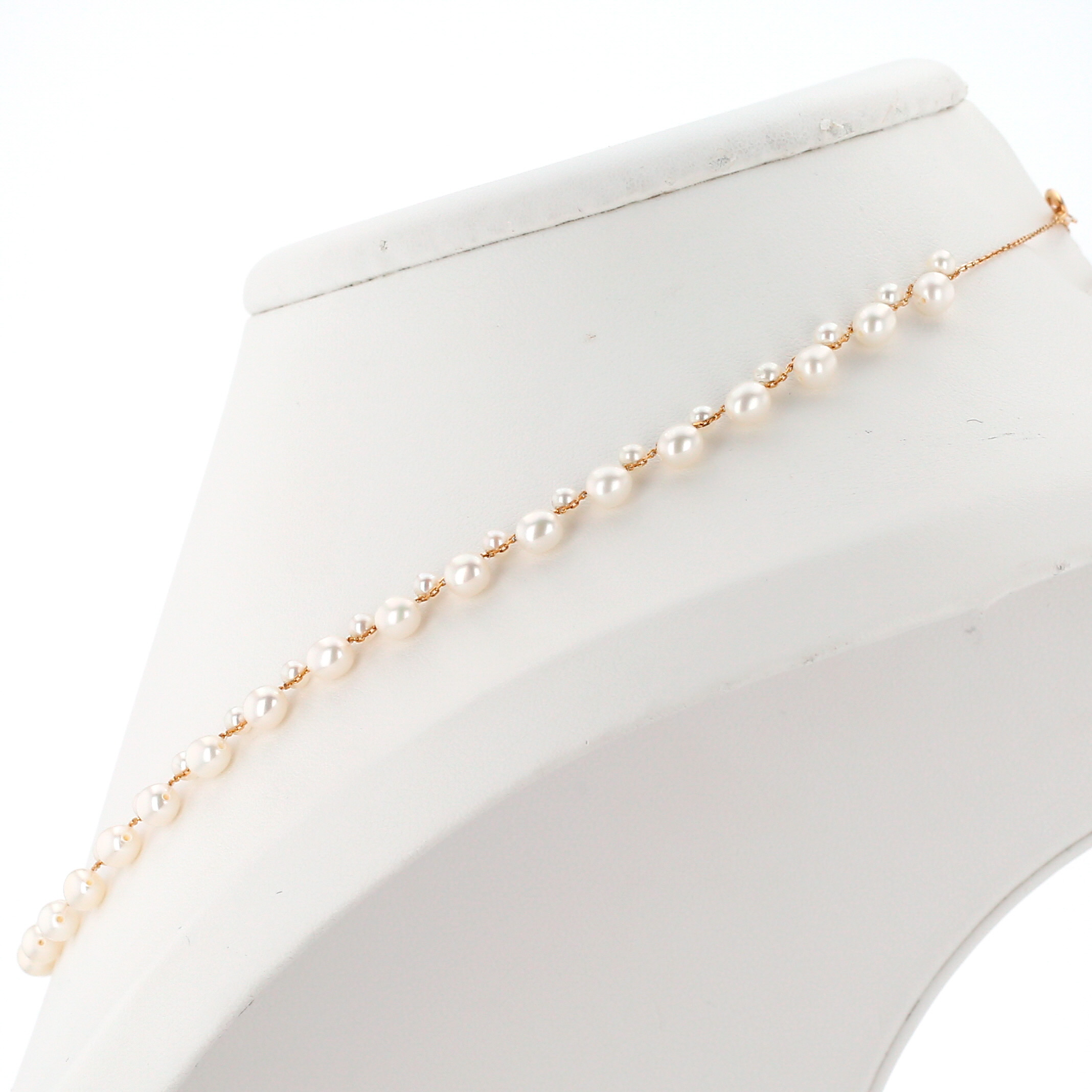 Collar Mikimoto  de oro amarillo y perlas cultivadas - Detail D3