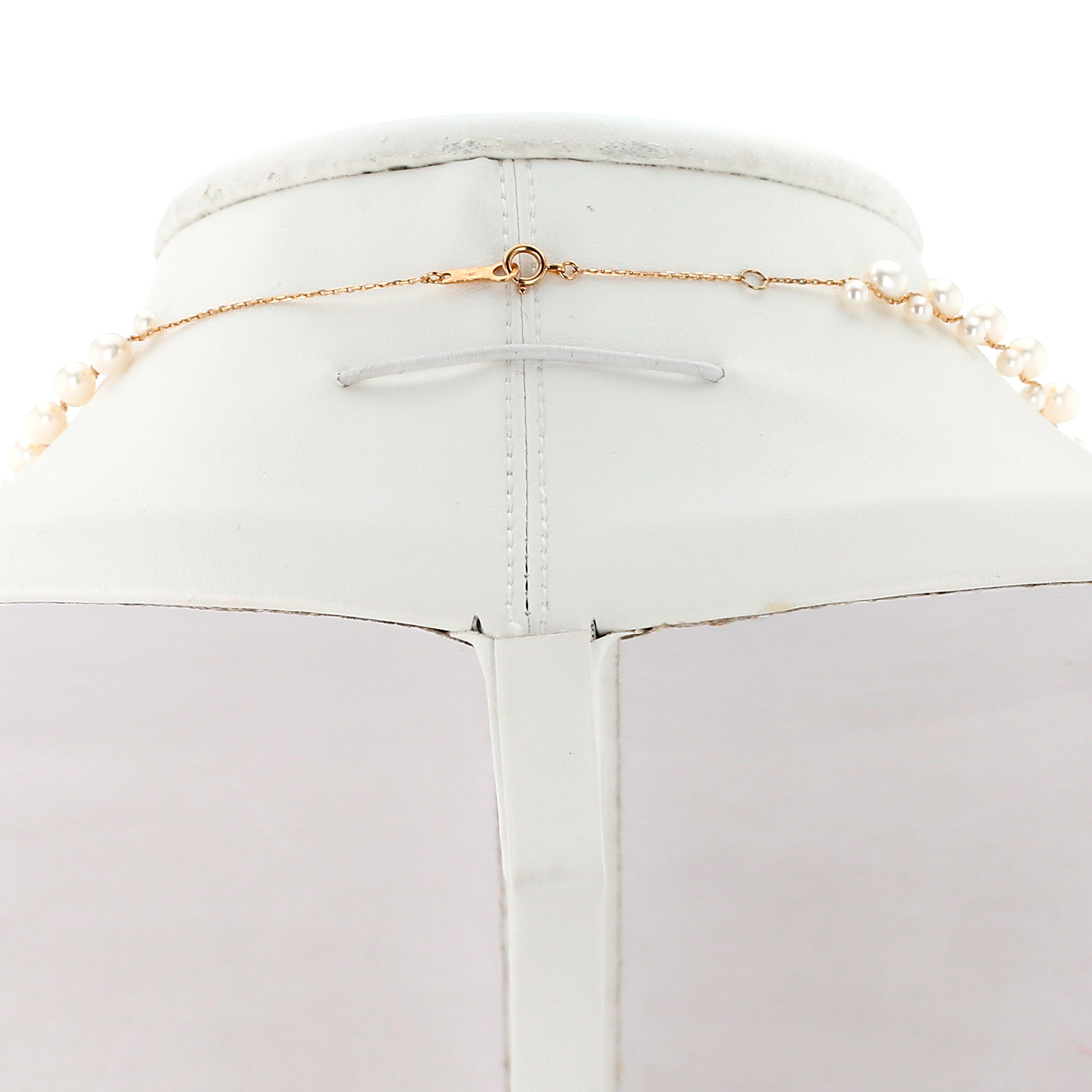 Collar Mikimoto  de oro amarillo y perlas cultivadas - Detail D4