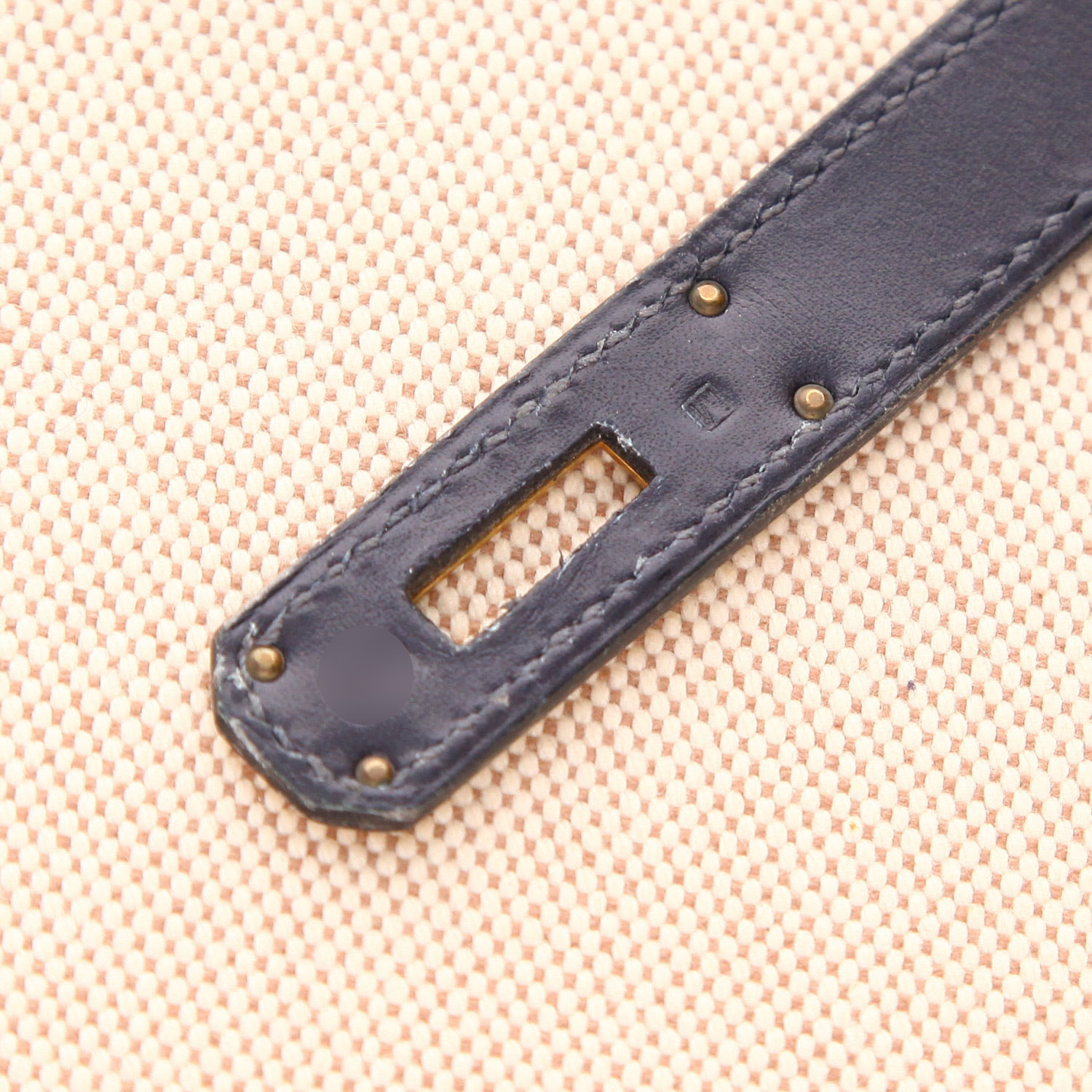 Hermès  Kelly 32 cm handbag  in navy blue box leather  and beige canvas - Detail D3