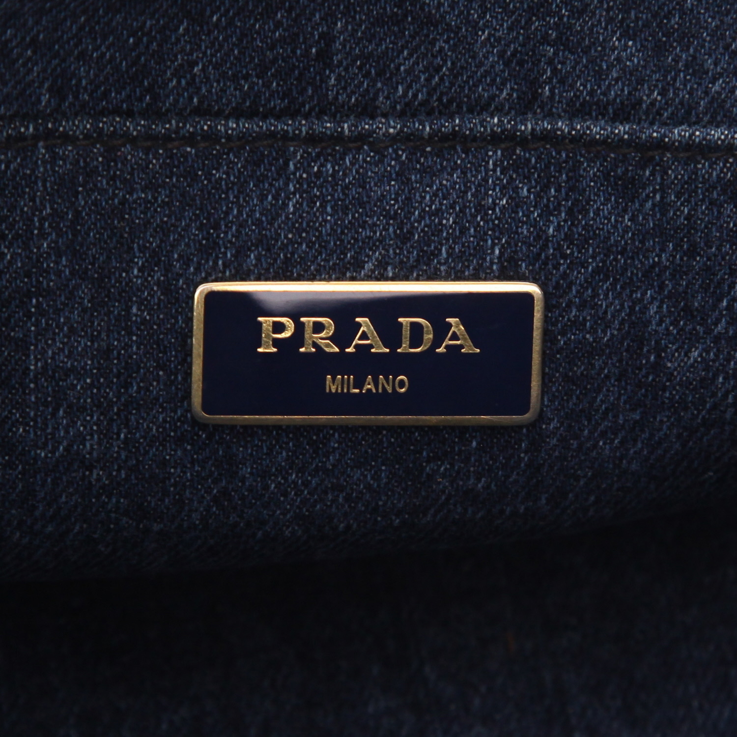 Sac à main Prada   en toile denim bleue - Detail D2