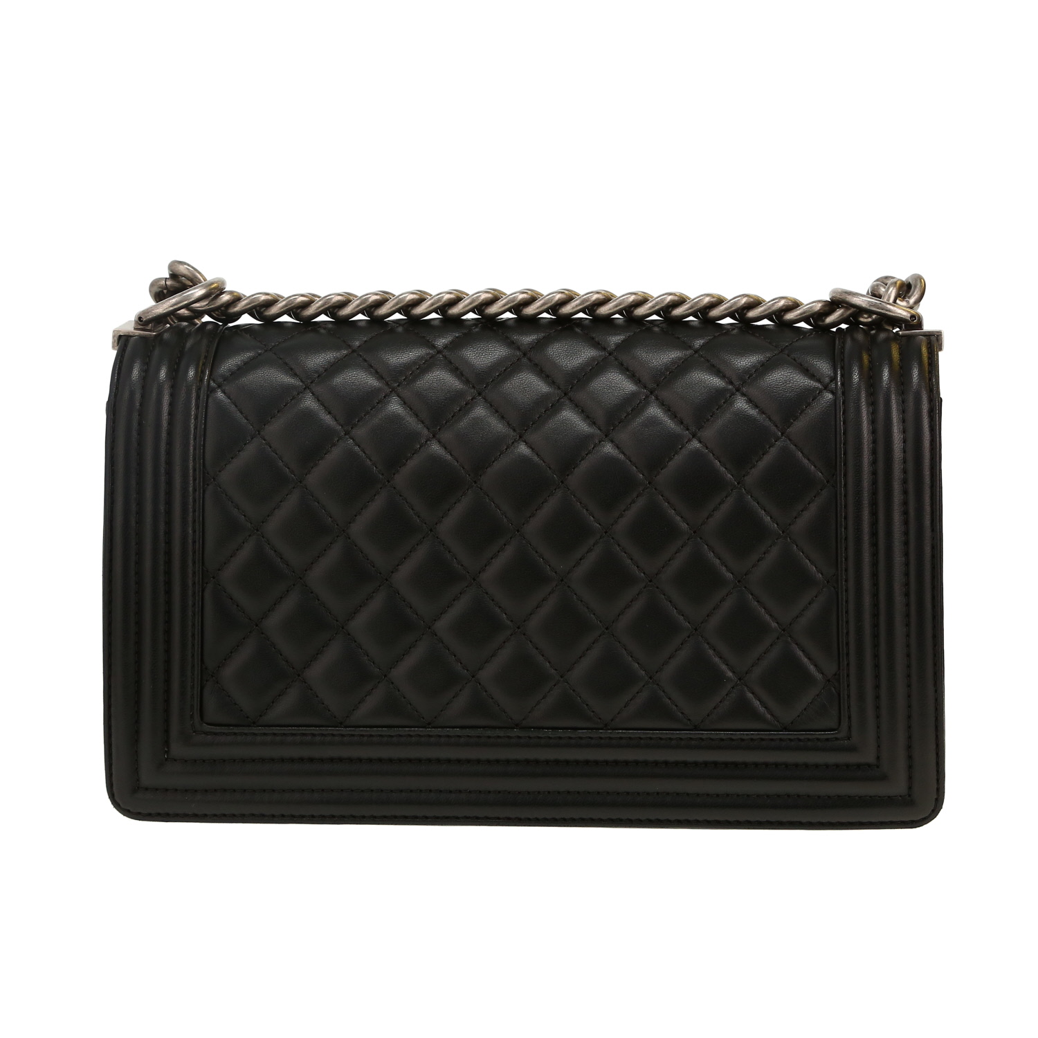 Chanel Boy shoulder bag in black quilted leather - Detail D4