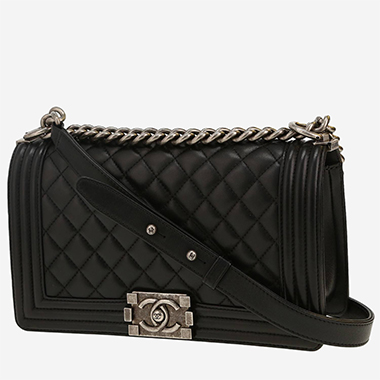 Sac bandoulière Chanel  Boy en cuir matelassé noir