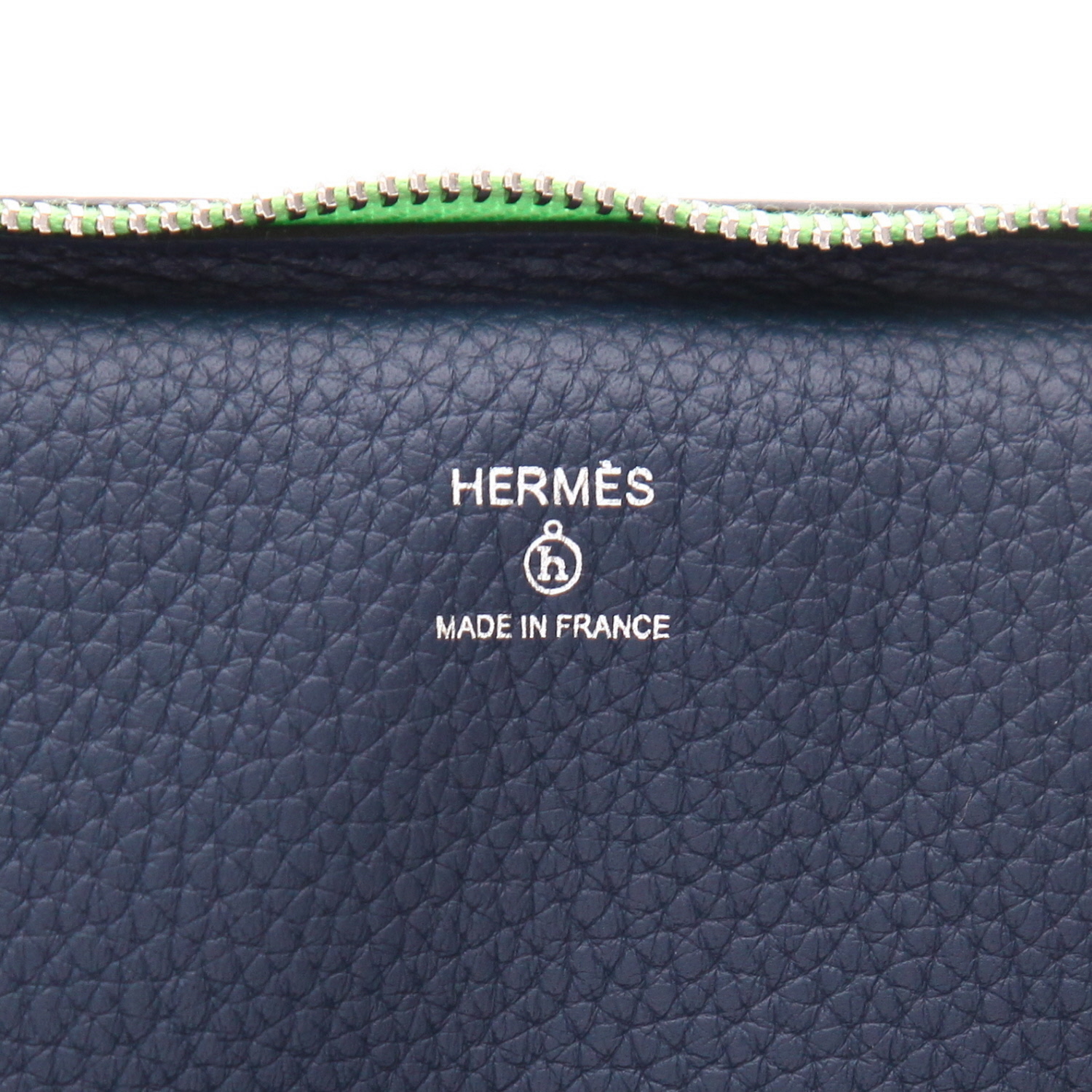 Hermès   briefcase  in indigo blue leather taurillon clémence  and green canvas - Detail D2