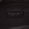 Bolso de mano Chanel  Timeless en charol negro - Detail D2 thumbnail