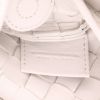 Bolso bandolera Bottega Veneta  Sardine mini  en cuero intrecciato blanco - Detail D2 thumbnail