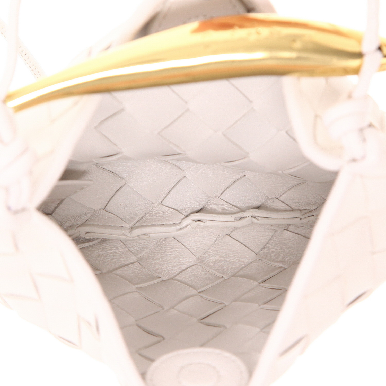 Sac bandoulière Bottega Veneta  Sardine mini  en cuir intrecciato blanc - Detail D3