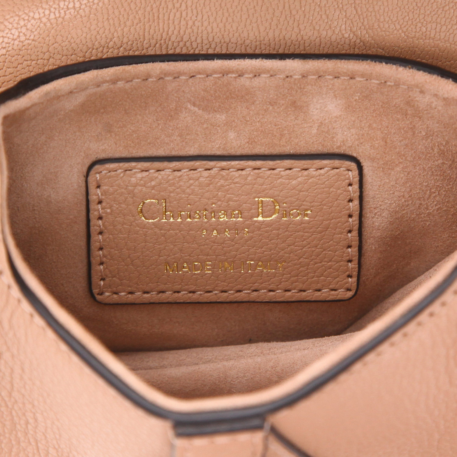 Dior Saddle handbag in pink grained leather - Detail D2