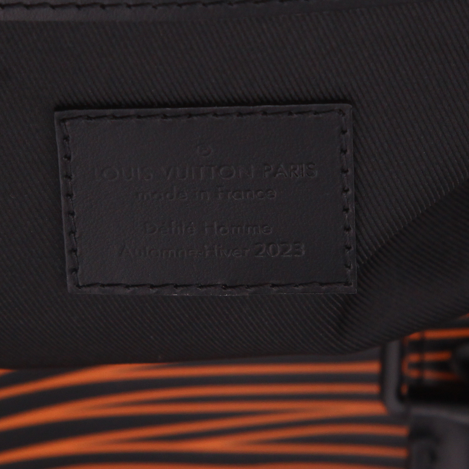 Bolsa de viaje Louis Vuitton  Editions Limitées en cuero Epi azul negro y naranja - Detail D2