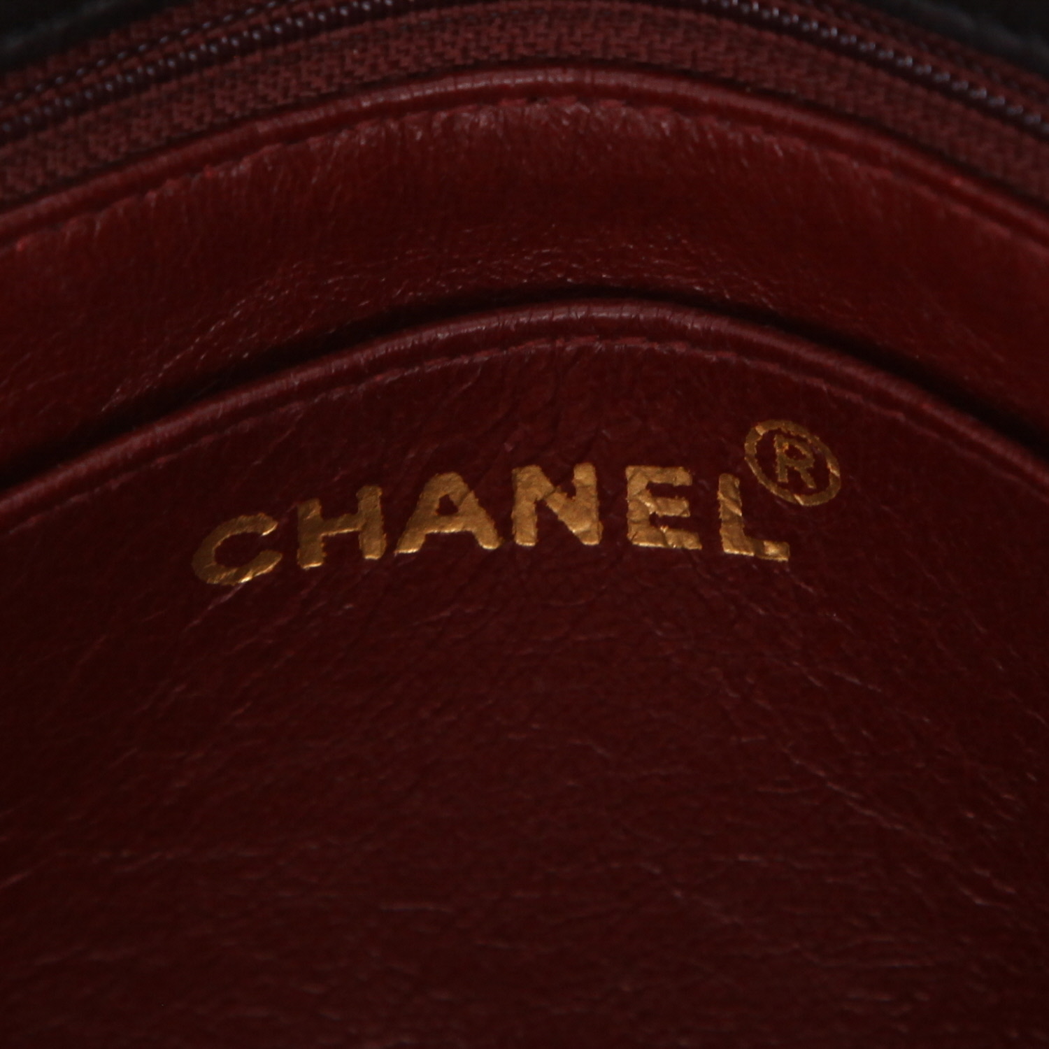 Chanel  Vintage handbag  in black jersey canvas - Detail D2
