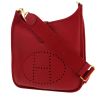 Bolso bandolera Hermès  Evelyne III en cuero togo rojo - 00pp thumbnail