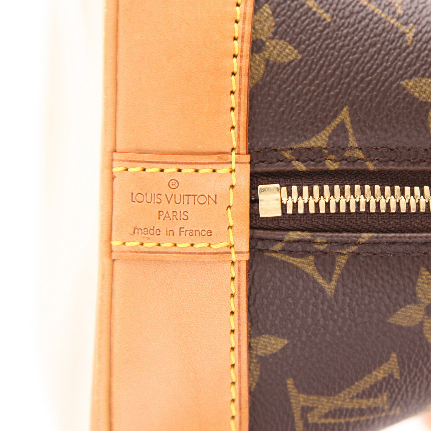 Sac à main Louis Vuitton  Alma moyen modèle  en toile monogram marron et cuir naturel - Detail D2