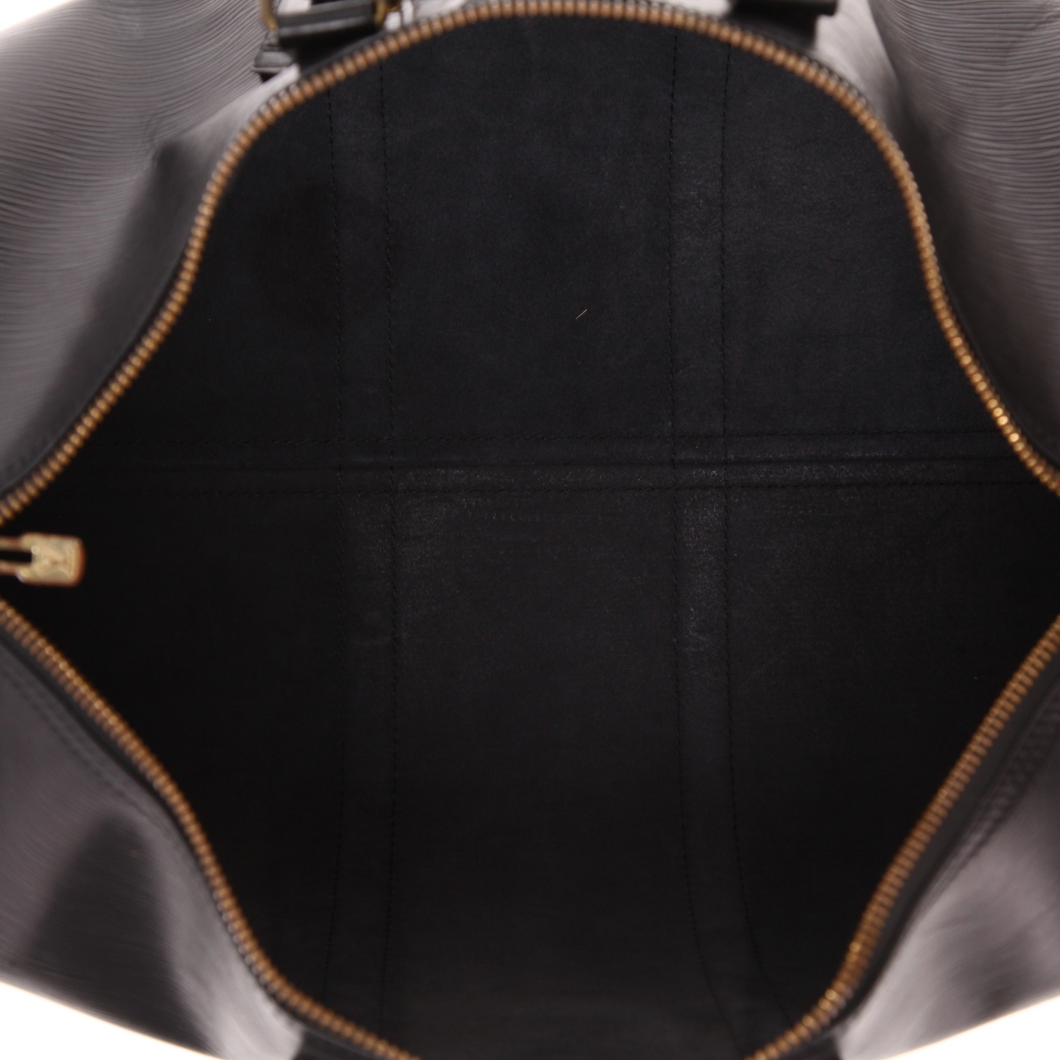 Louis Vuitton Keepall 50 travel bag in black epi leather - Detail D3