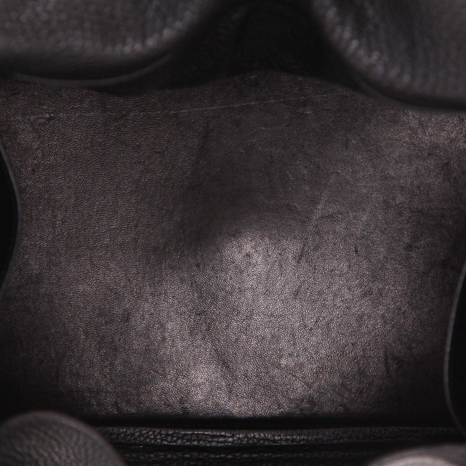 Hermès  Lindy 34 cm shoulder bag  in black togo leather - Detail D3