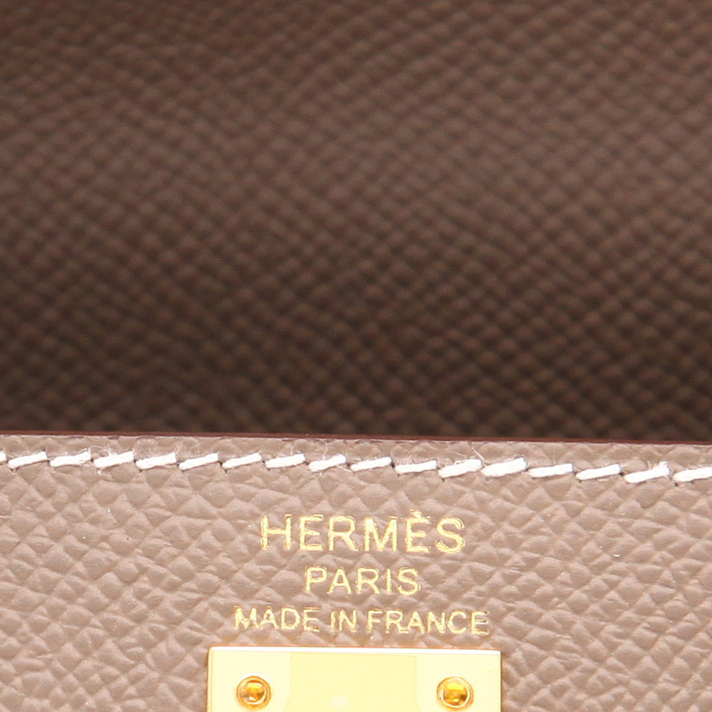 Sac à main Hermès  Kelly 25 cm en cuir epsom étoupe - Detail D2
