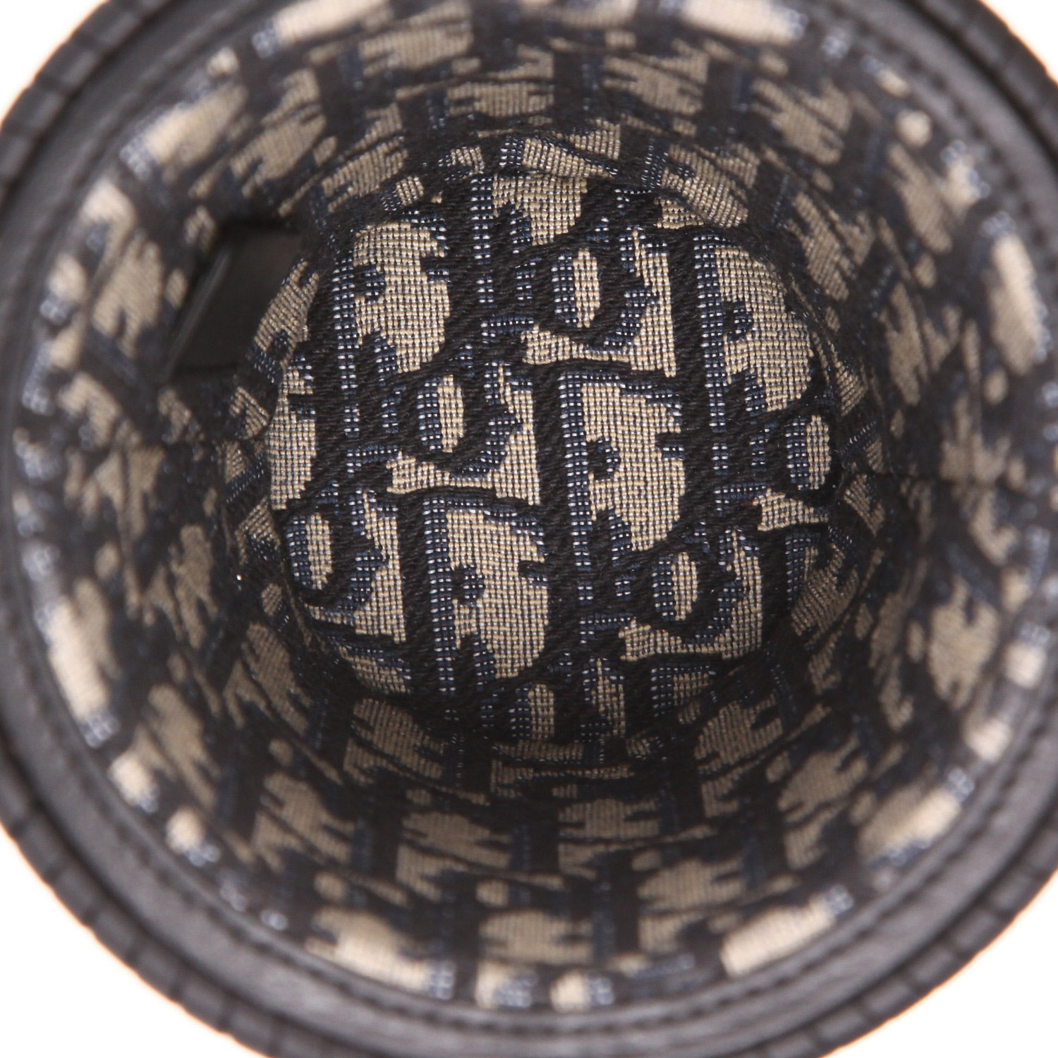 Dior   clutch  in beige braided wicker  and navy blue leather - Detail D3