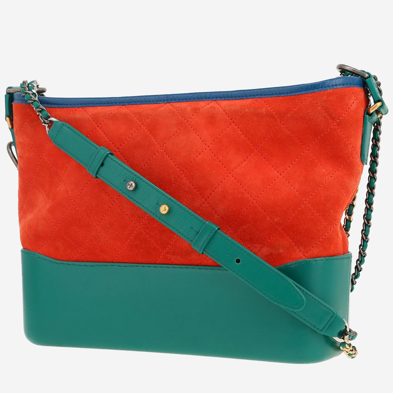 Borsa a tracolla Chanel  Gabrielle  modello medio  in pelle verde e blu e nubuck rosso
