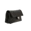 Chanel  Pochette ceinture clutch-belt  in black quilted grained leather - Detail D5 thumbnail