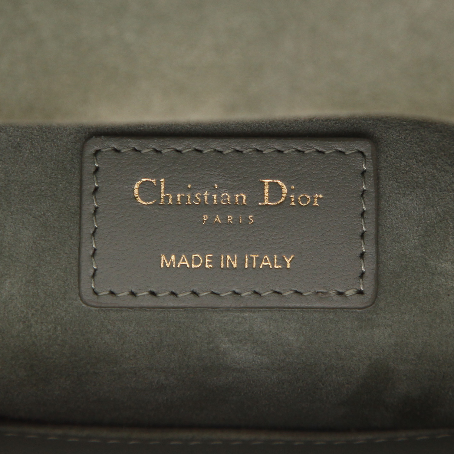 Sac à main Dior  Lady Dior en cuir cannage vert - Detail D2