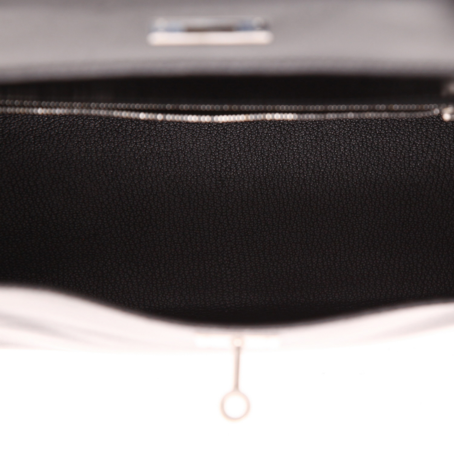 Sac à main Hermès  Kelly 28 cm en cuir box noir - Detail D3