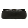 Bolso bandolera Chanel  Timeless Jumbo en cuero acolchado negro - Detail D1 thumbnail