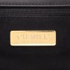 Borsa a tracolla Chanel  19 in maglia nero - Detail D2 thumbnail