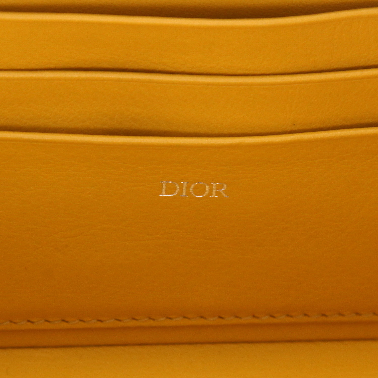 Bolso bandolera Dior   en lona Monogram Oblique amarilla y cuero amarillo - Detail D2