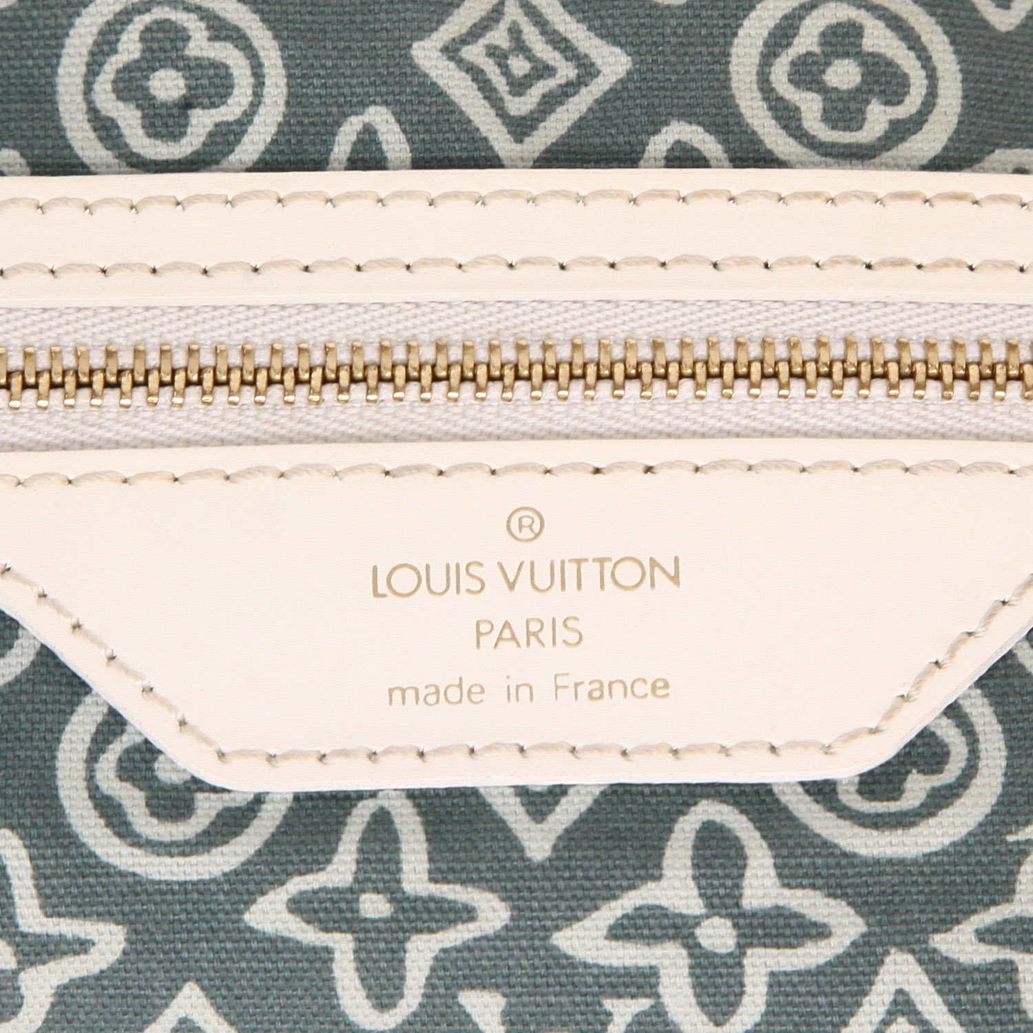 Louis Vuitton  Tahitienne handbag  in blue canvas  and white leather - Detail D2