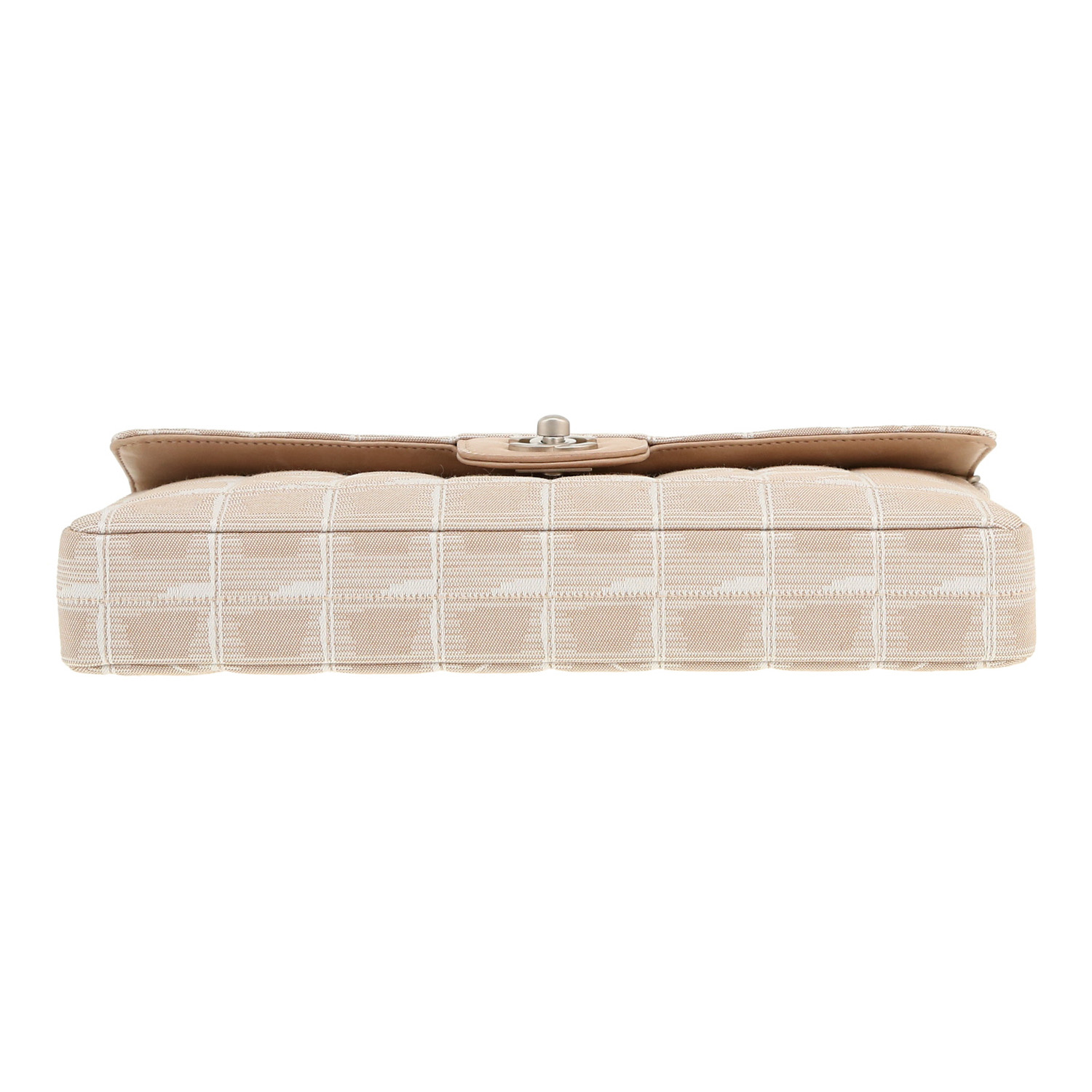 Sac bandoulière Chanel Choco bar en toile matelassée beige - Detail D1