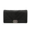 Chanel  Boy handbag  in black chevron quilted leather - 360 thumbnail