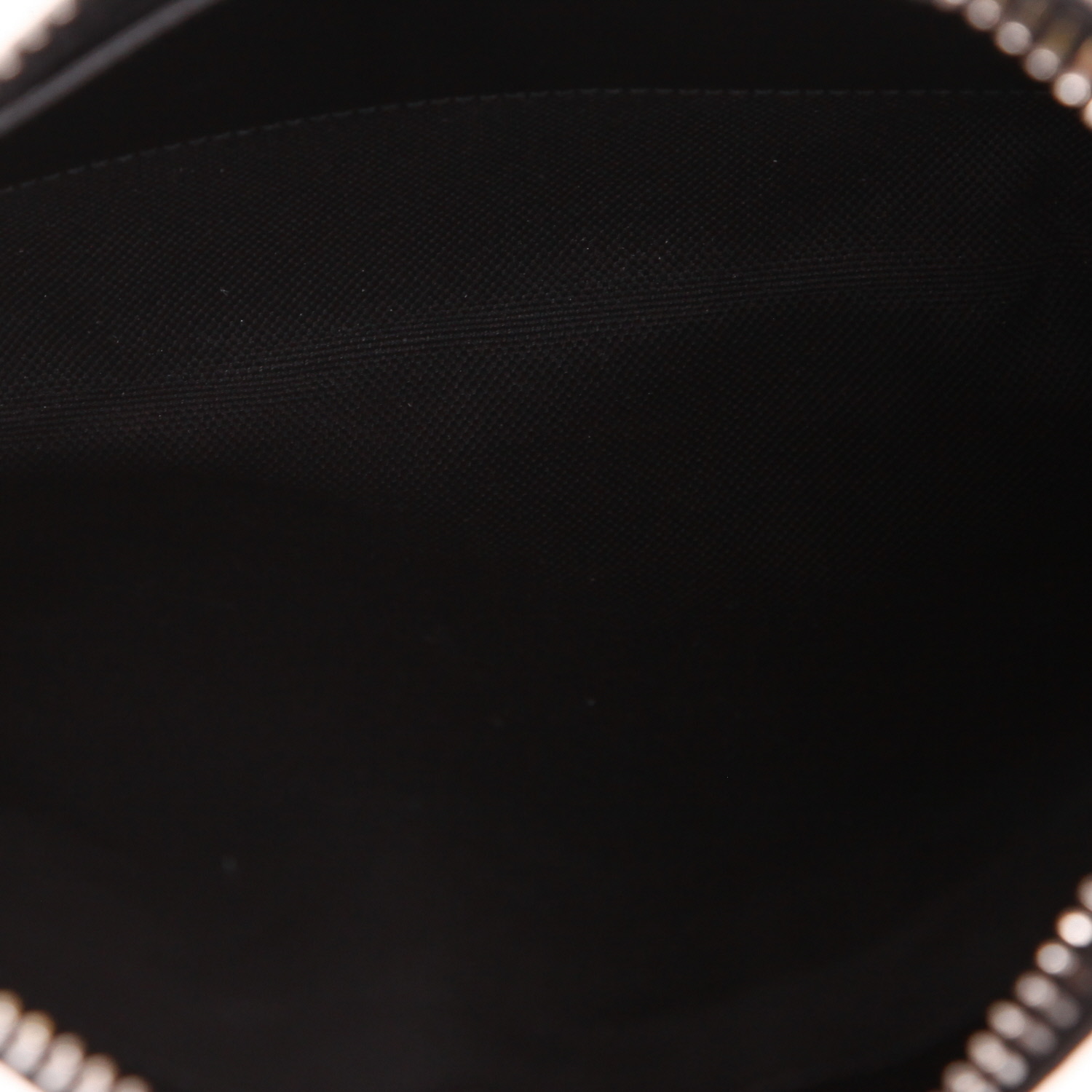 Gucci   shoulder bag  in black "sûpreme GG" canvas  and black leather - Detail D3