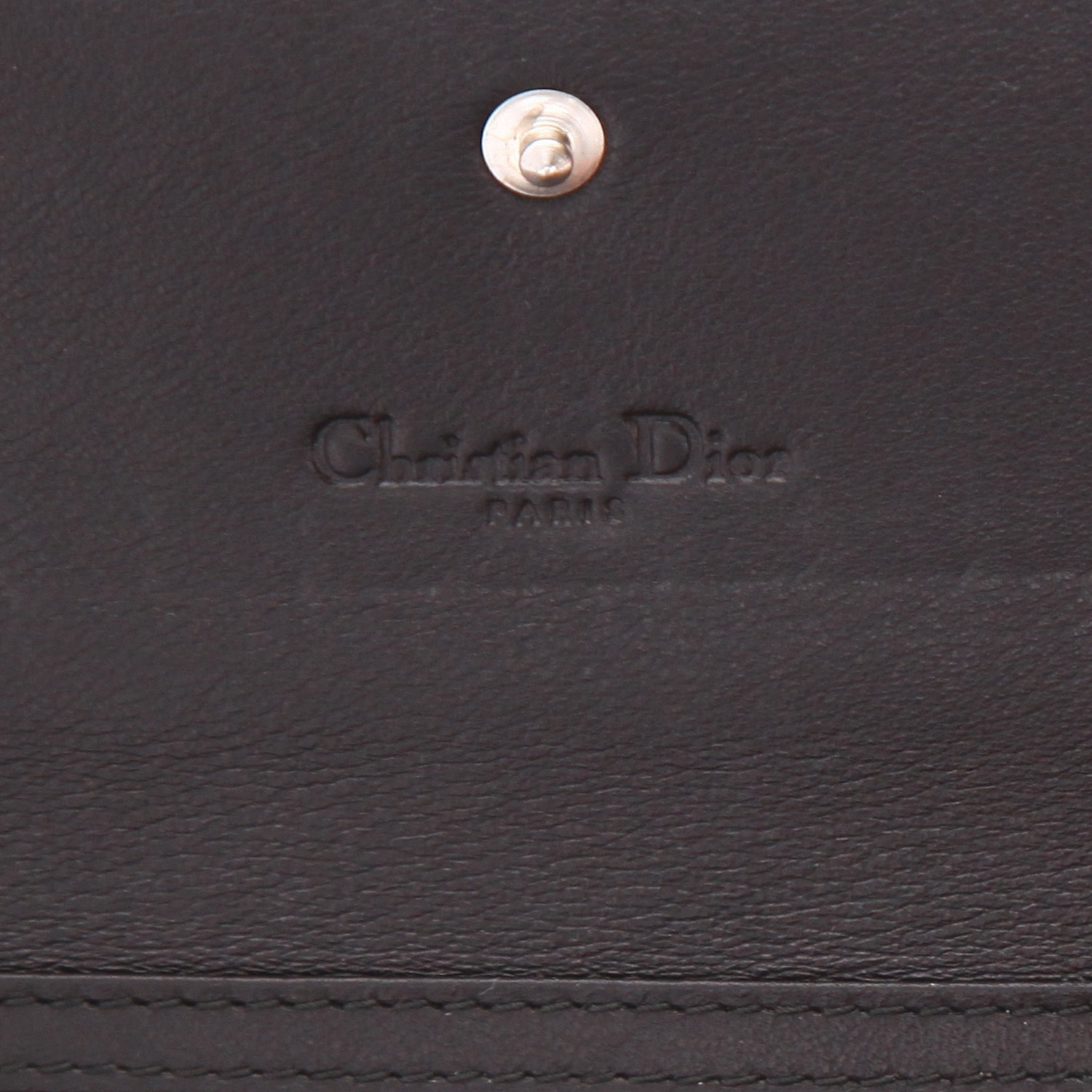 Bolso bandolera Dior   en charol negro - Detail D2