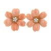 Orecchini a clip Van Cleef & Arpels Rose de Noel in oro giallo, corallo e diamanti - 360 thumbnail