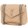 Bolso bandolera Saint Laurent  Loulou modelo mediano  en cuero acolchado con motivos de espigas beige - 00pp thumbnail