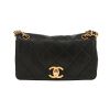 Chanel   shoulder bag  in black quilted leather - 360 thumbnail