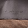 Bolso bandolera Bottega Veneta  Olimpia en cuero intrecciato marrón - Detail D2 thumbnail