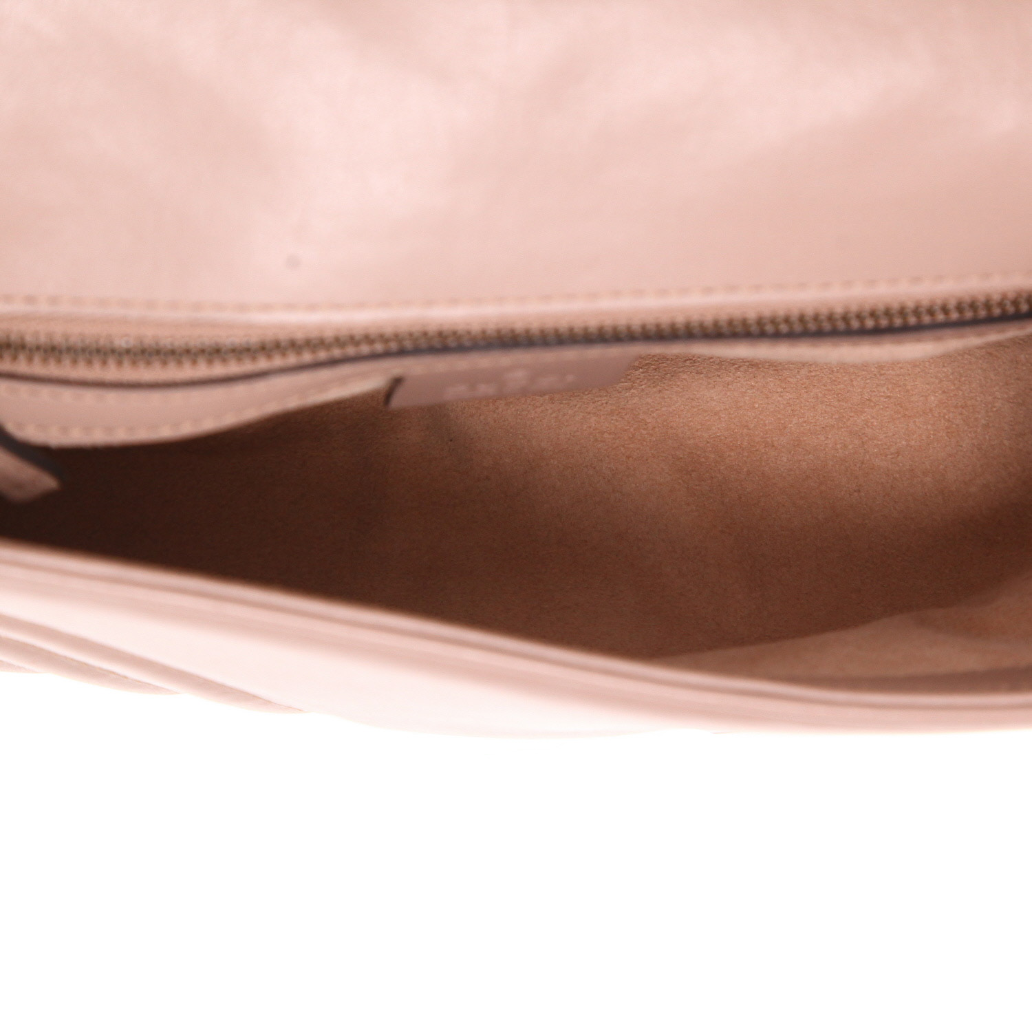Bolso bandolera Gucci  GG Marmont modelo pequeño  en cuero acolchado beige - Detail D3