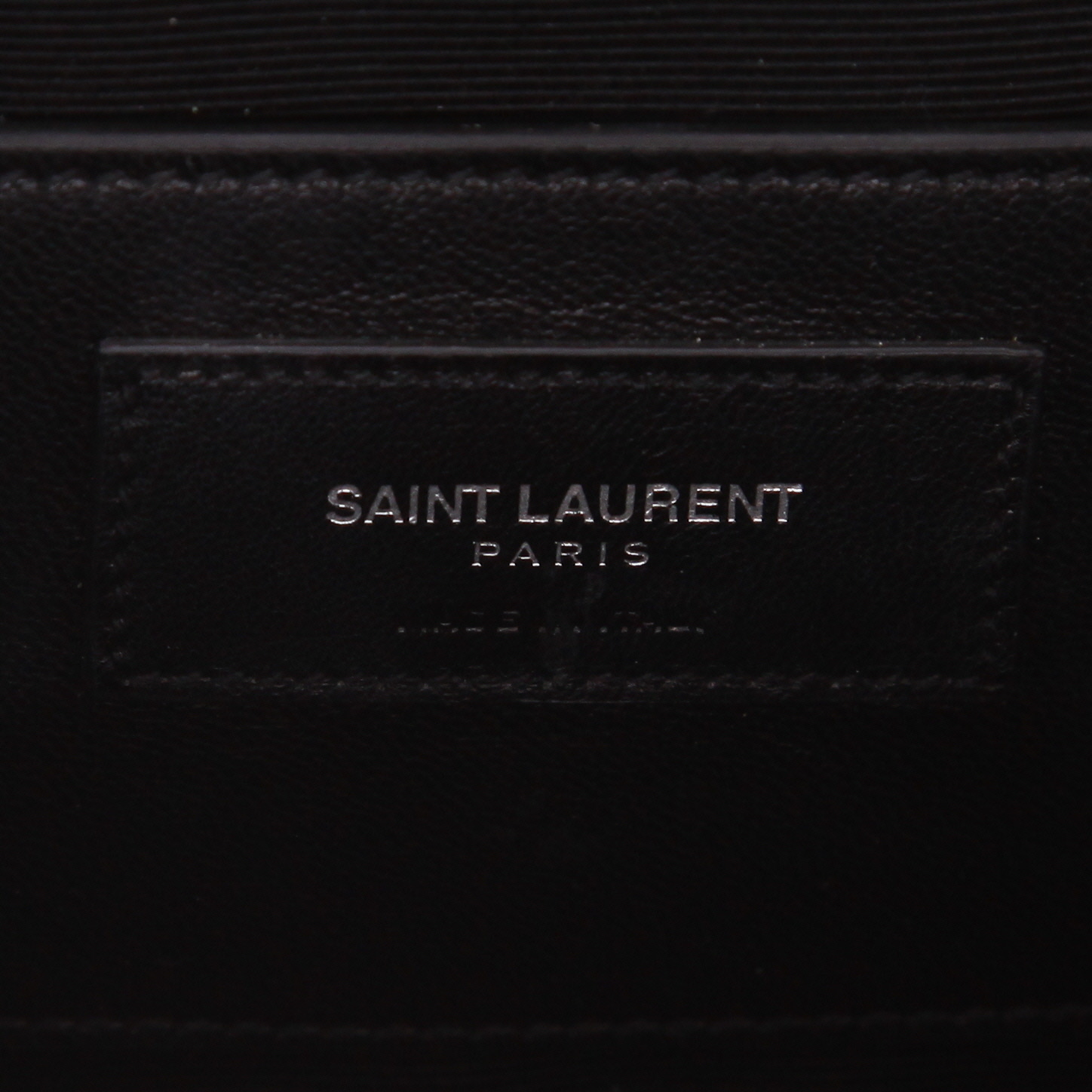 Bolsito de mano Saint Laurent  Kate en cuero gris - Detail D2