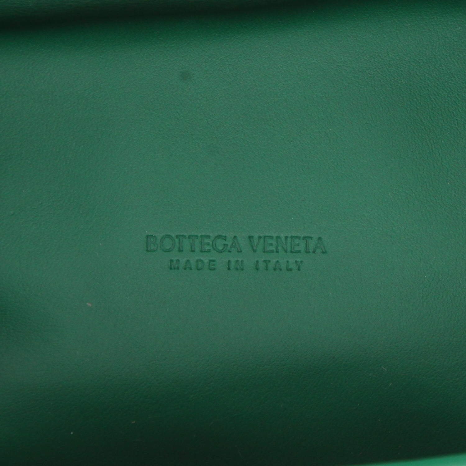 Bottega Veneta   clutch-belt  in green leather - Detail D2